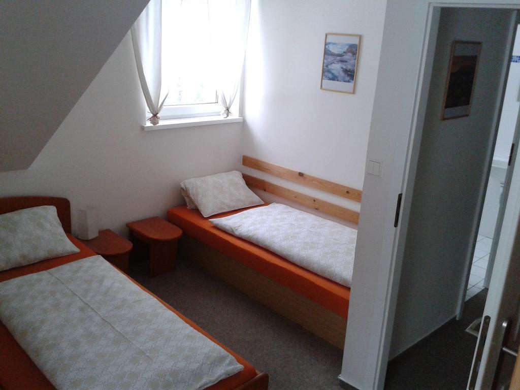 Strážné 爪哇小屋旅馆酒店 外观 照片