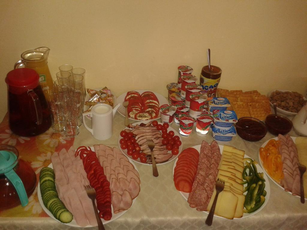Strážné 爪哇小屋旅馆酒店 外观 照片