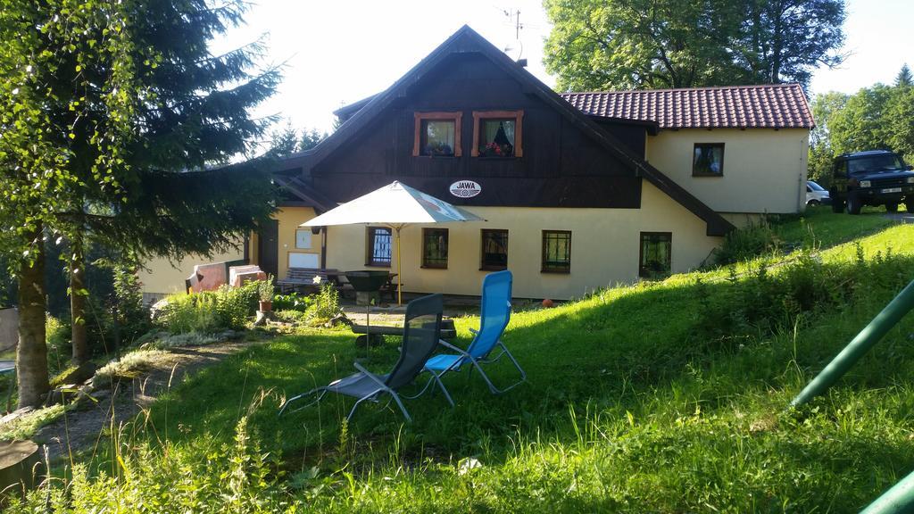 Strážné 爪哇小屋旅馆酒店 外观 照片